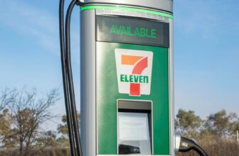 7-Eleven EV charging, BMW EV interface, peak ICE and peak oil: Today’s Car News